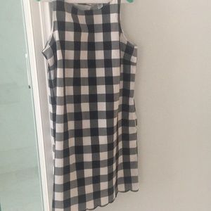 Tommy Bahama Dresses - Tommy Bahama dress size Medium Tommy Bahama Dresses - Tommy Bahama dress size Medium